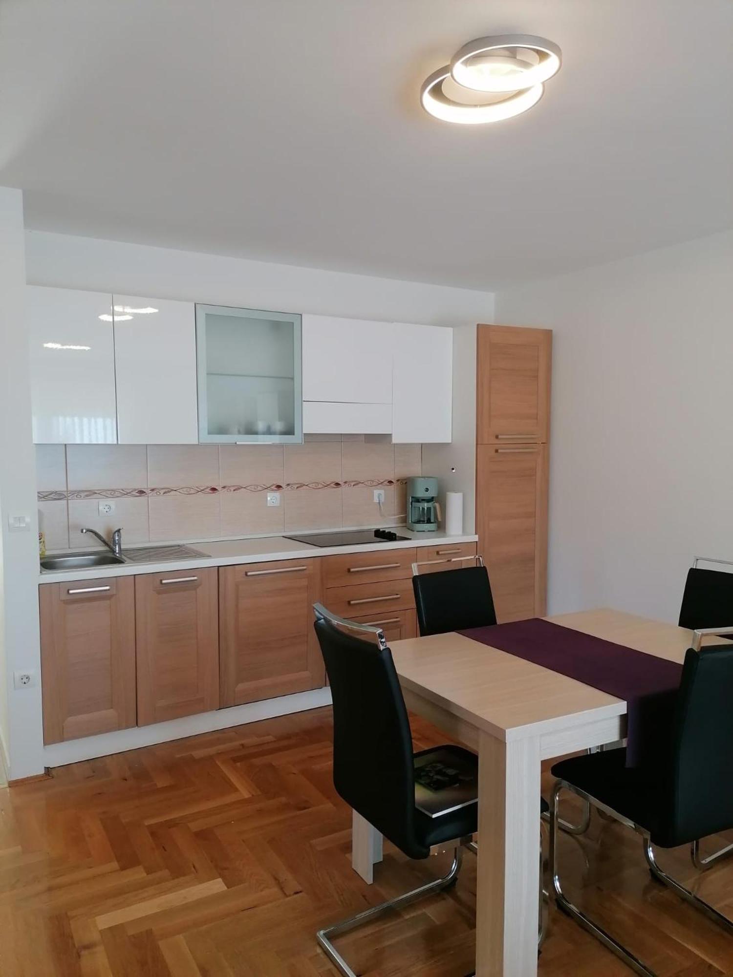 Apartment Cindy ロヴラン エクステリア 写真