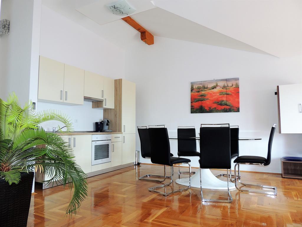 Apartment Cindy ロヴラン エクステリア 写真